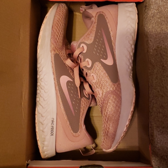Nike Runners - Picture 4 of 4